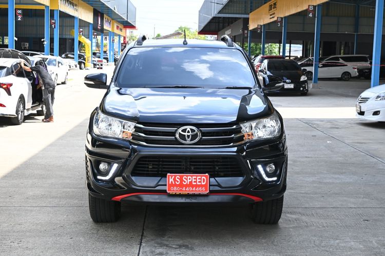 Toyota Hilux Revo 2017 2.4 TRD Sportivo Pickup ดีเซล ไม่ติดแก๊ส เกียร์อัตโนมัติ ดำ รูปที่ 3