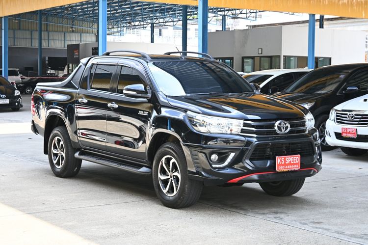 Toyota Hilux Revo 2017 2.4 TRD Sportivo Pickup ดีเซล ไม่ติดแก๊ส เกียร์อัตโนมัติ ดำ รูปที่ 2