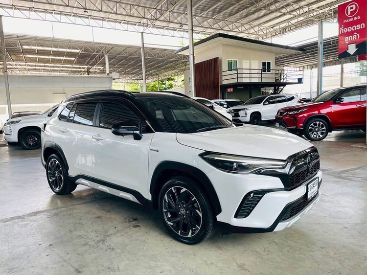 Toyota Corolla Cross 2022 1.8 Hybrid Premium Safety GR Sport Sedan ไฮบริด ไม่ติดแก๊ส เกียร์อัตโนมัติ ขาว รูปที่ 4