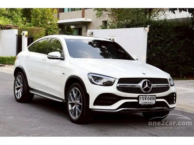 Mercedes-Benz GLC-Class 2021 GLC300e Utility-car ปลั๊กอินไฮบริด (PHEV) ไม่ติดแก๊ส เกียร์อัตโนมัติ ขาว รูปที่ 4