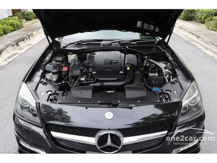 Mercedes-Benz SLK-Class 2012 SLK200 AMG Sedan เบนซิน ไม่ติดแก๊ส เกียร์อัตโนมัติ ดำ รูปที่ 2
