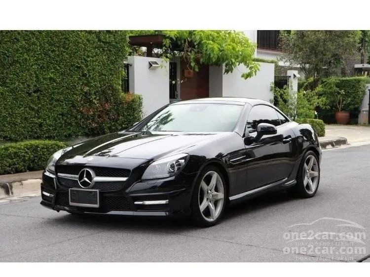 Mercedes-Benz SLK-Class 2012 SLK200 AMG Sedan เบนซิน ไม่ติดแก๊ส เกียร์อัตโนมัติ ดำ รูปที่ 4