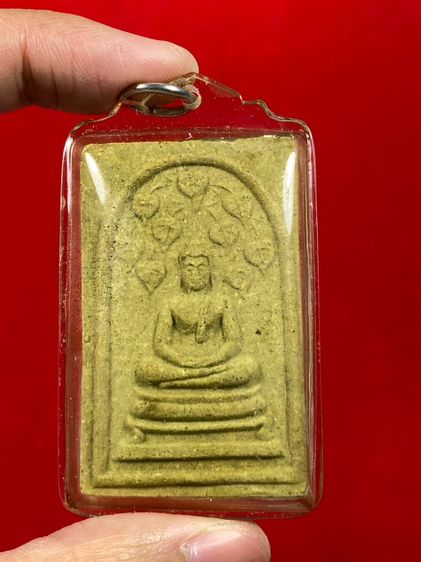👍🏻ร้านดีเยี่ยม ปล่อยเช่าบูชาพระสมเด็จพิมพ์ปรกโพธิ์ 9 ใบ เนื้อผงน้ำมัน ซึ่งมีของหลวงพ่อกวย ชุตินฺธโร วัดโฆสิตาราม ชัยนาท พร้อมเลี่ยมกันน้ำ รูปที่ 2