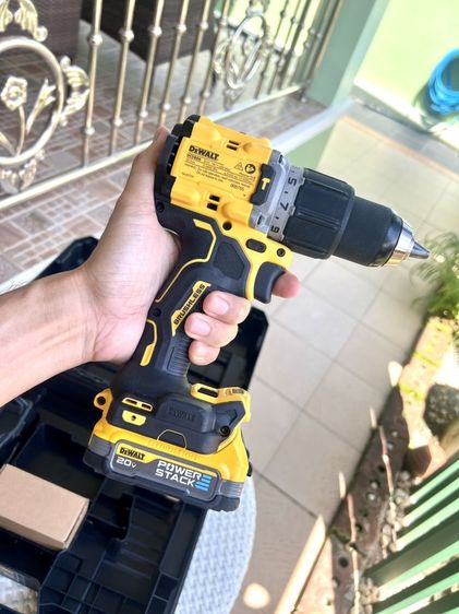 สว่านไร้สาย Dewalt DCD806 แท้ ใช้ไม่กี่ครั้ง มีระบบกันสะบัด ประกันเกือบ 3 ปี