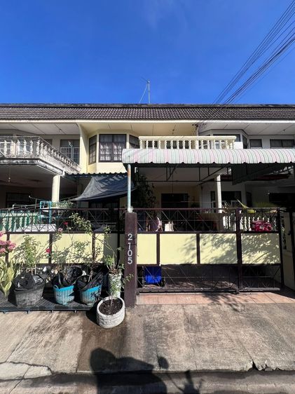 ขายบ้านทาวน์เฮ้าส์ 28 ตร.วา 4 ห้องนอน 2 ห้องน้ำ ซ. พหลโยธิน 40 ใกล้ BTS ม. เกษตร รูปที่ 2