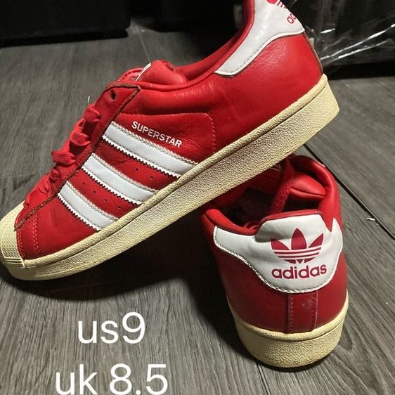 รองเท้าผ้าใบ ผ้าใบ UK 8.5 | EU 42 2/3 | US 9 แดง ขาย รองเท้า adidas super star มือสอง