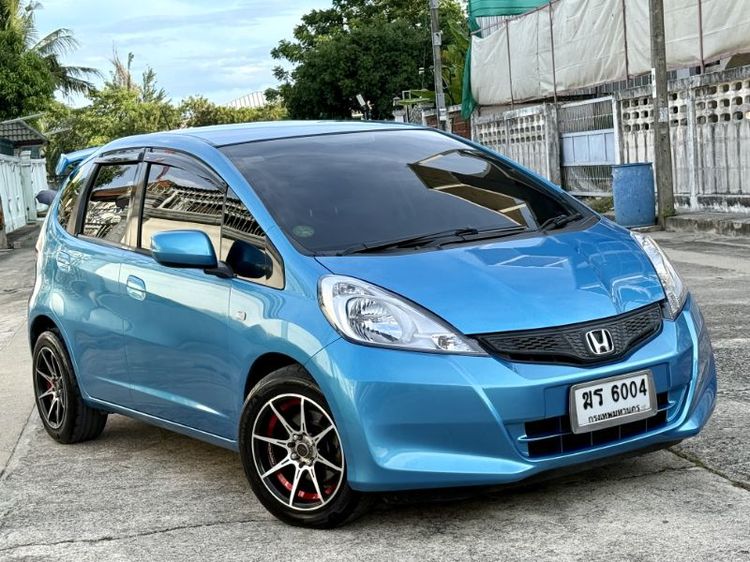 รถ Honda Jazz 1.5 S i-VTEC สี ฟ้า