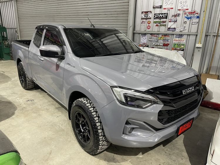รถ Isuzu D-MAX MaxForce Spacecab 2.2 Ddi L สี เทา