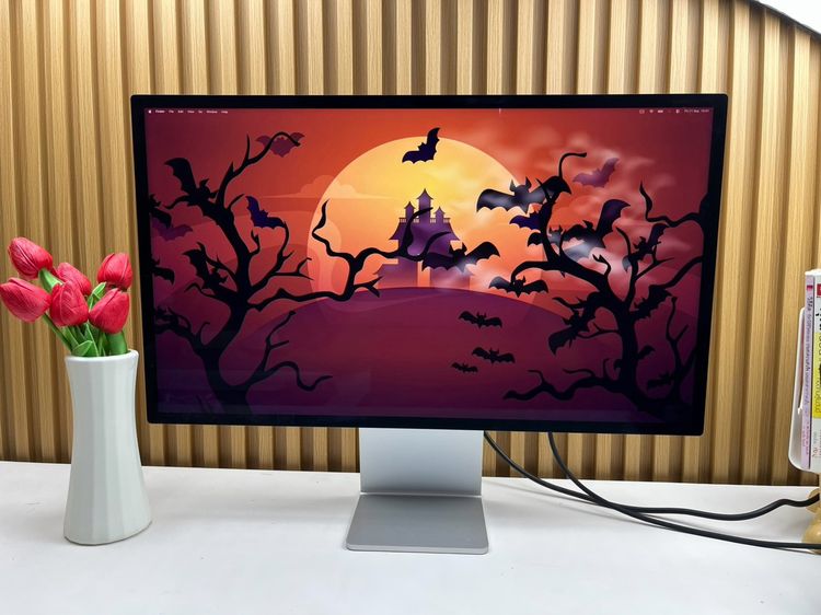 Studio Display 27-inch Retina 5K Standard Glass