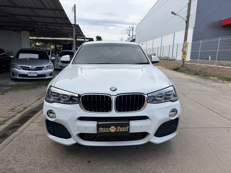 รถ BMW X4 2.0 xDrive20d M Sport 4WD สี ขาว