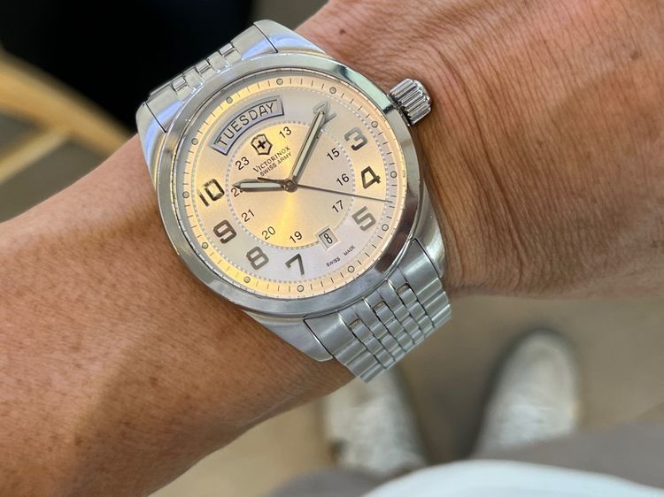 รับเทรเ Victorinox Ambassador Automatic สาย 2เส้น สายเหล็ก และสายหนังสั่งตัด  รูปที่ 10