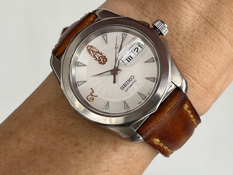 รับเทรด Seiko 60 ปีครองราชย์ Limited Edition Titanium สภาพดี สาย 2เส้น อุปกรณ์ครบ รูปที่ 16