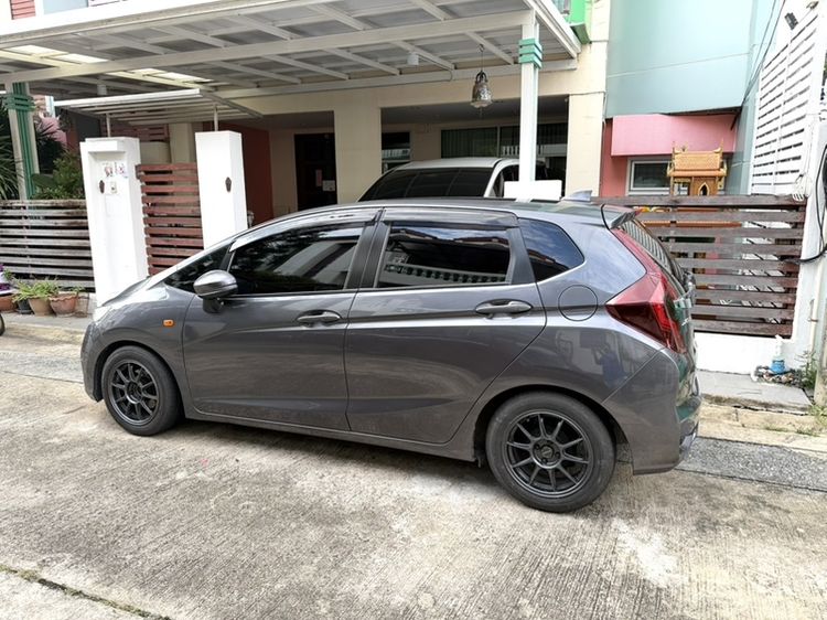 Honda Jazz 2021 1.5 V i-VTEC Sedan เบนซิน ไม่ติดแก๊ส เกียร์อัตโนมัติ เทา รูปที่ 4