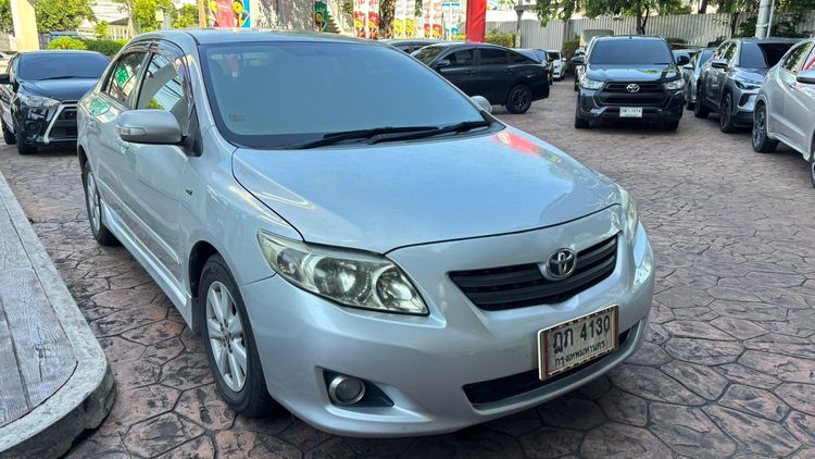 รถ Toyota Altis 1.6 E CNG สี ขาว