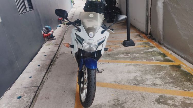 CBR150R