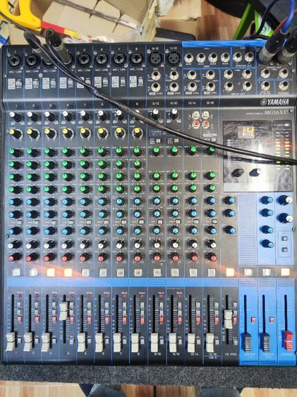Mixer Yamaha MG16XU
