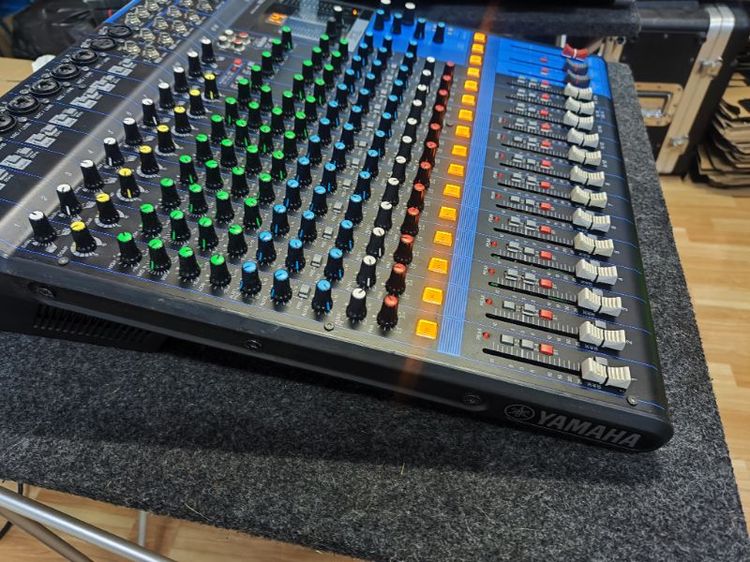 Mixer Yamaha MG16XU รูปที่ 2