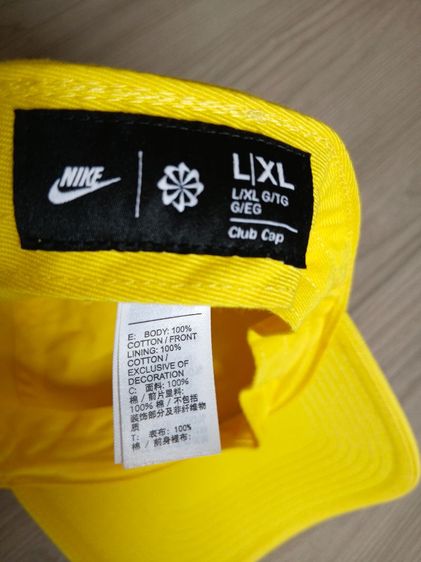 หมวก Nike Club Cap สีเหลืองสดใส (แท้) ปักโลโก้ขาว สภาพสวยกริ๊บ ผ้า Cotton 100% ไซส์ L/XL ปรับสายได้มือสองสภาพดีมาก ผ้ายังทรงสวย ไม่ย้วย Clean พร้อมใช้งาน รูปที่ 4