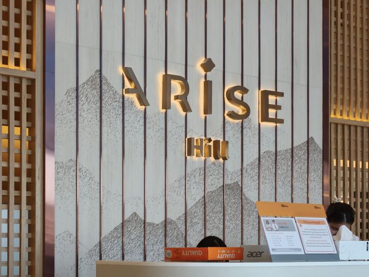 Arise Hill Condo A827 Top Floor 2 Bed Pool Mountain View Foreign Freehold 4750000 THB