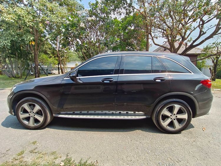 รถ Mercedes-Benz GLC-Class GLC250d สี ดำ