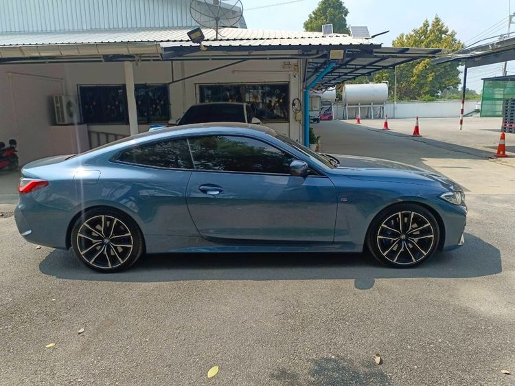 รถ BMW Series 4 430i สี น้ำเงิน