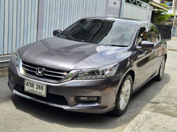 รถ Honda Accord 2.0 E สี เทา