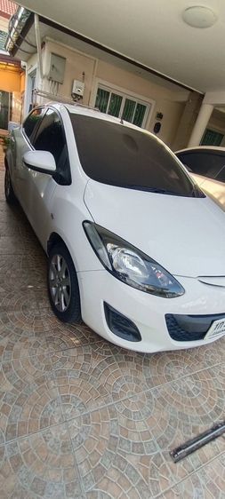 Mazda Mazda 2 2013 1.5 Spirit Sedan เบนซิน เกียร์อัตโนมัติ ขาว รูปที่ 4