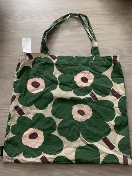 ไม่ระบุ กระเป๋า ผ้า merimekko แท้ค่ะ