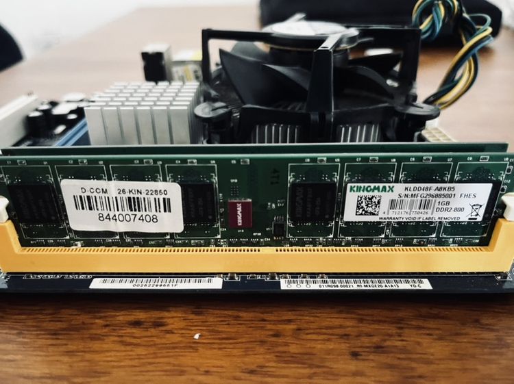 ขาย cpu บอร์ด Ram รวมชุด Core2 E8300 รูปที่ 3