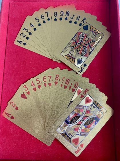 Premium Golden Waterproof Playing Card - Perfect for Poker , Parties & Games! Halloween / Thanksgiving Day / Chrismas Gift รูปที่ 7
