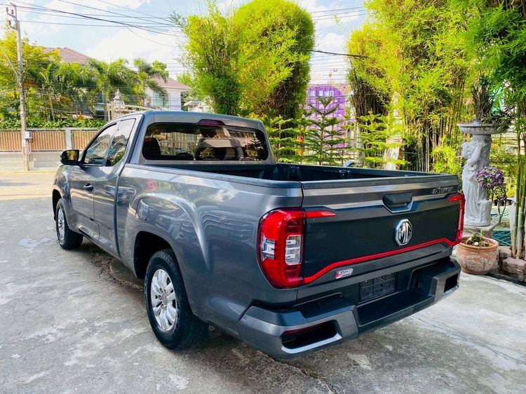 MG Extender 2024 2.0 Grand D Pickup ดีเซล ไม่ติดแก๊ส เกียร์ธรรมดา เทา รูปที่ 4