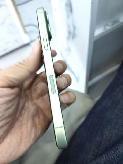 ขาย iPhone 17 256g batt100 รอบชาร์จ 14 ครบกล่อง ไม่มีตำหนิไม่มีรอย ราคา 27900 บาท งดต่อหมดประกัน 28-08-70  นัดรับกทม รูปที่ 4