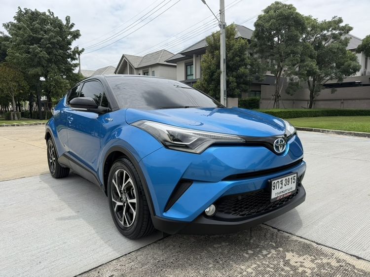 Toyota C-HR 2019 1.8 Hybrid Mid Sedan ไฮบริด เกียร์อัตโนมัติ น้ำเงิน รูปที่ 2