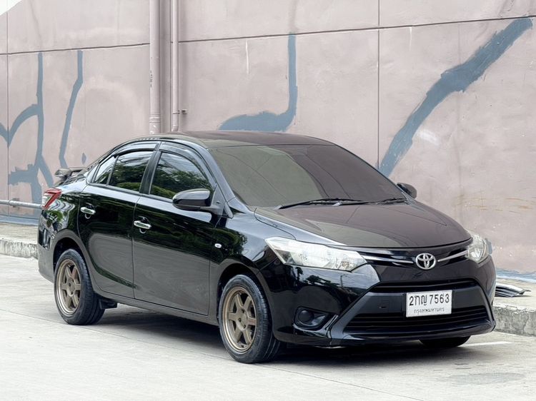รถ Toyota Vios 1.5 E สี ดำ