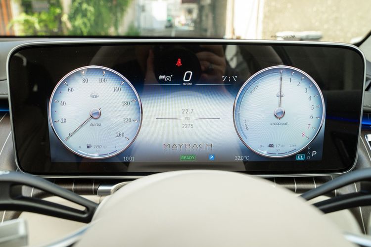 Mercedes-Benz S-Class 2024 S580e Sedan ปลั๊กอินไฮบริด (PHEV) ไม่ติดแก๊ส เกียร์อัตโนมัติ ขาว รูปที่ 2