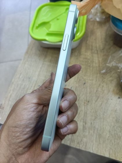 ขาย iPhone 15plus 256g  สุขภาพแบต 77 ไม่มีรอย ใช้งานปกติ นัดรับกทม มีแค่เครื่อง ราคา 16900 บาท รูปที่ 4