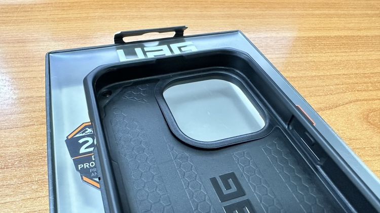 ราคาพิเศษ เคส UAG Iphone 14 pro Monarch Carbon Fiber รูปที่ 9