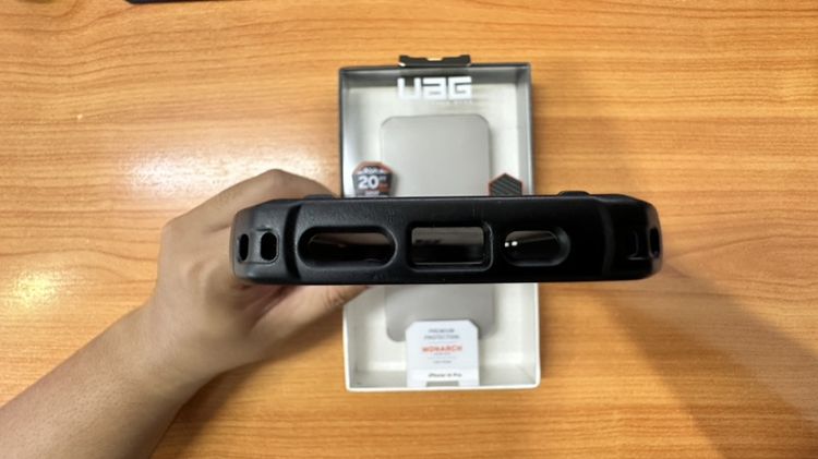 ราคาพิเศษ เคส UAG Iphone 14 pro Monarch Carbon Fiber รูปที่ 6