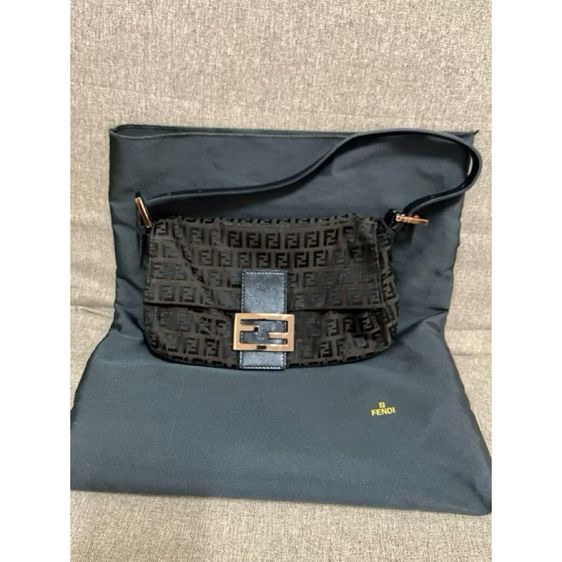 Fendi สภาพสวย