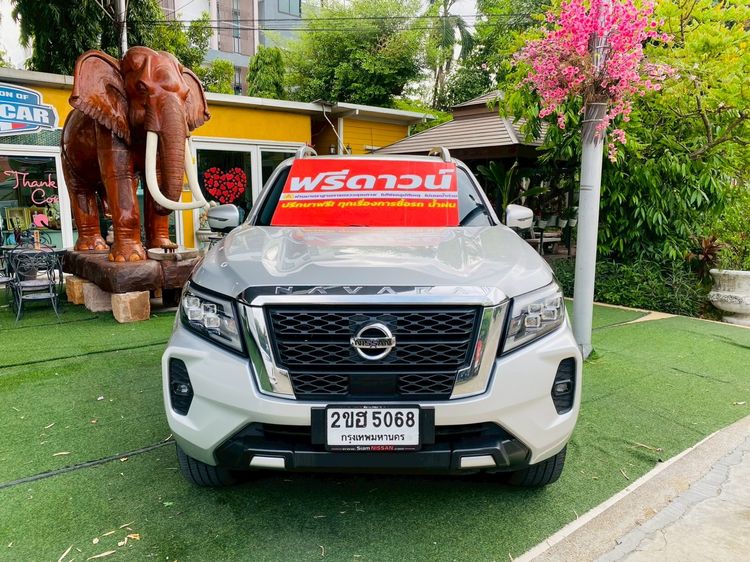Nissan Navara 2022 2.3 VL 4WD Pickup ดีเซล ไม่ติดแก๊ส เกียร์อัตโนมัติ บรอนซ์เงิน