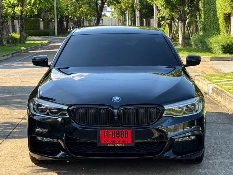 BMW Series 5 2018 530e Sedan ปลั๊กอินไฮบริด (PHEV) ไม่ติดแก๊ส เกียร์อัตโนมัติ ดำ รูปที่ 2