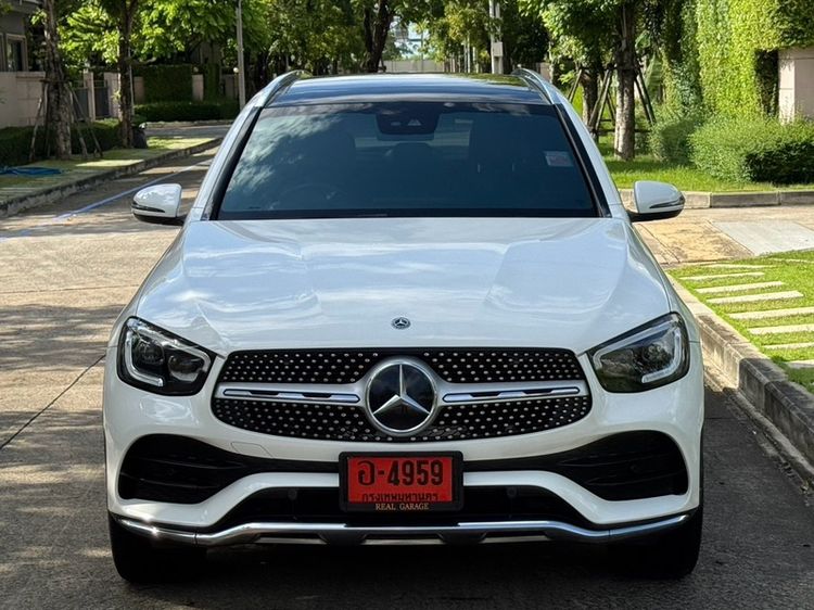 Mercedes-Benz GLC-Class 2021 GLC300e Utility-car ปลั๊กอินไฮบริด (PHEV) ไม่ติดแก๊ส เกียร์อัตโนมัติ ขาว รูปที่ 2
