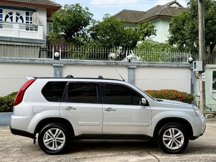 Nissan X-Trail 2013 2.0 V 4WD Utility-car เบนซิน ไม่ติดแก๊ส เกียร์อัตโนมัติ บรอนซ์เงิน รูปที่ 4