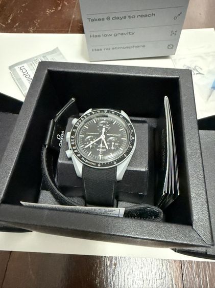 omega x swatch mission to the moon รูปที่ 4