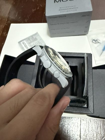 omega x swatch mission to the moon รูปที่ 8