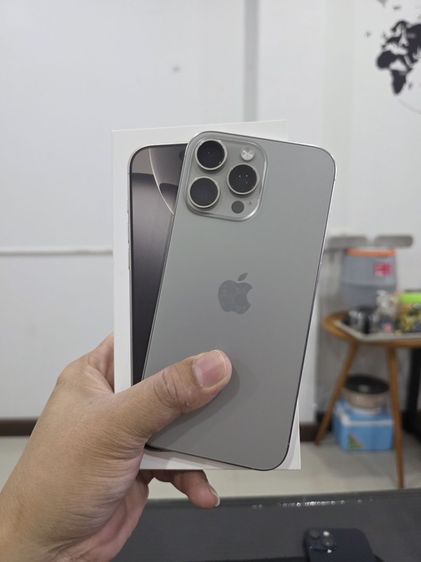 512 GB iPhone 16promax 512gb แบต91%เครื่องศูนย์ไทยเดิมๆ