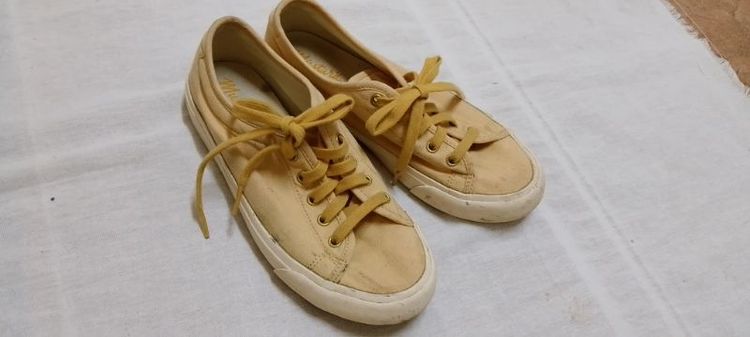 อื่นๆ รองเท้าผ้าใบ UK 5 | EU 38 | US 6.5 ผ้าใบเบอร์ 38 เหลืองมัสตาด ขายถูก