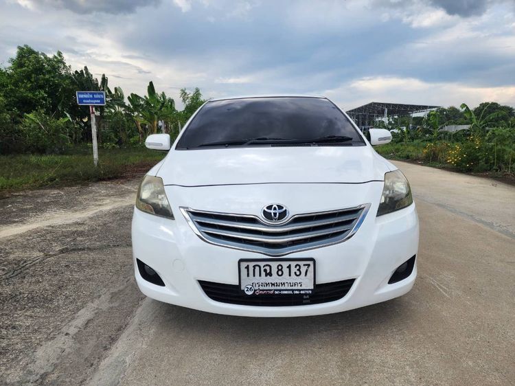 Toyota Vios 2012 1.5 E Sedan เบนซิน LPG เกียร์อัตโนมัติ ขาว รูปที่ 2