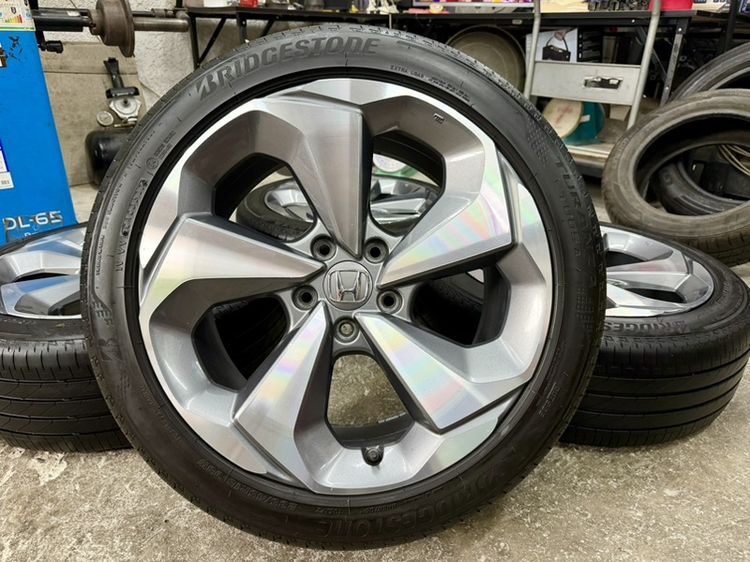 18" ล้อแม็ก HONDA ACCORD G10 ขอบ 18” สีเดิมโรงงานยาง BRIDGESTONE 235-45R18 ปี 23 ดอกยางสวยพร้อมใข้งาน