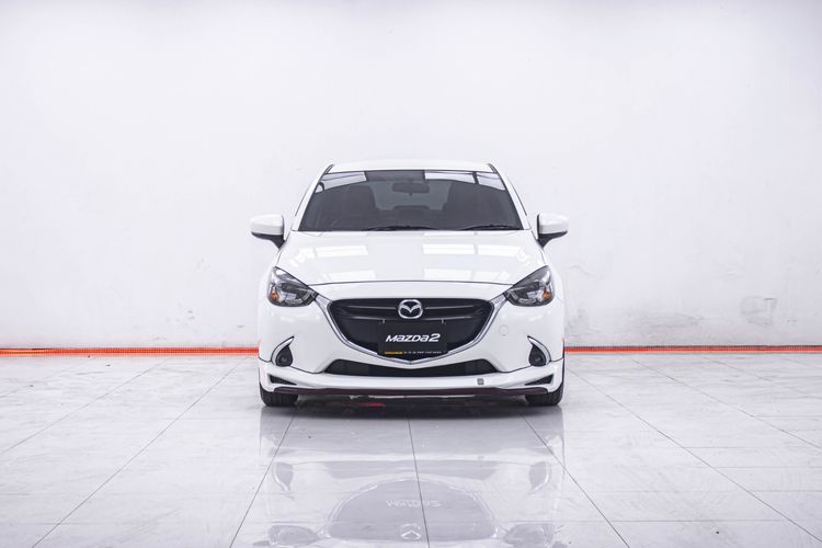 Mazda Mazda 2 2019 1.3 High Connect Sedan เบนซิน ไม่ติดแก๊ส เกียร์อัตโนมัติ ขาว รูปที่ 4